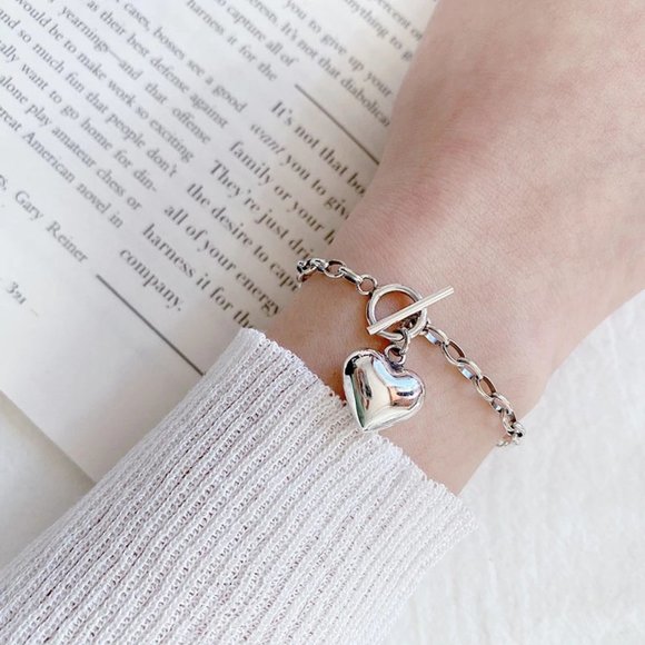 *Sterling Silver Heart Toggle Link Chain Bracelet - Picture 9 of 11